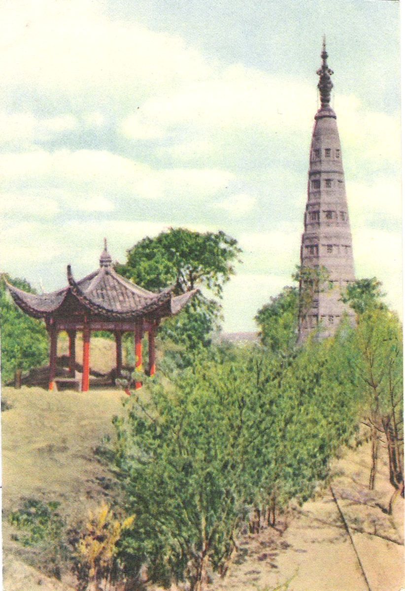 Открылась выставка почтовых открыток «Китай: прошлое и настоящее»