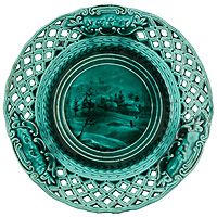 Тарелка декоративная зеленая (Керамика, глазурь - Франция, конец XIX - начало XX века)