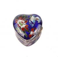 Шкатулка для украшений в форме сердца. Металл, техника перегородчатой эмали. Китай, середина XX века