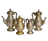 Кофейный набор из четырех предметов. Металл, чеканка. Западная Европа, конец XIX - начало XX века