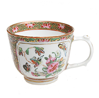 Чашка с цветами и птицами (фарфор, надглазурная роспись) Восток, начало ХХ века