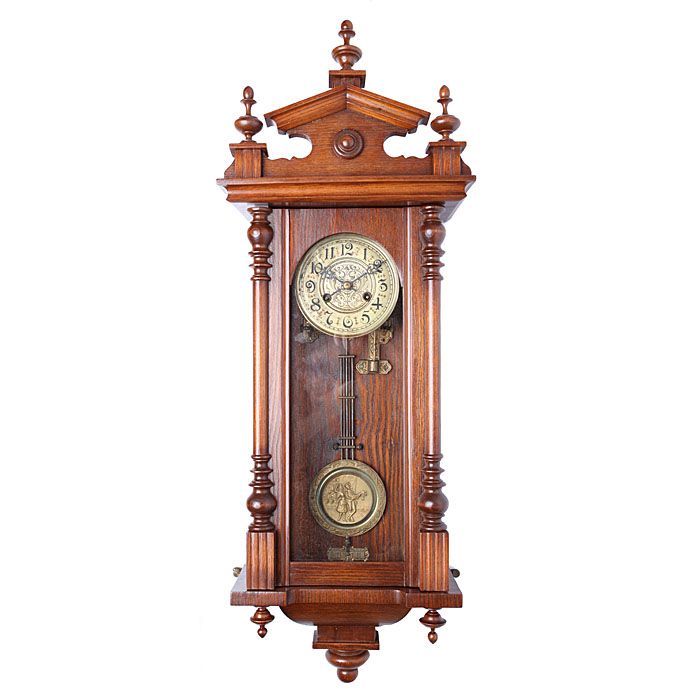 Старинные маятниковые часы