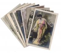 Дамы. Комплект из 10 открыток