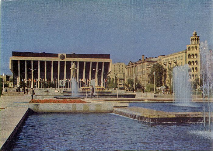3D открытка Варшавский дворец культуры