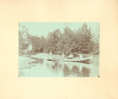 Прогулка на лодке. Фотография
