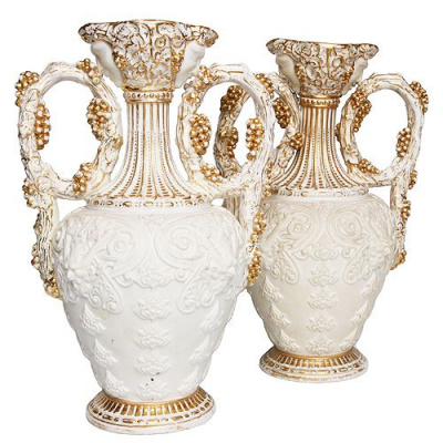 Две вазы "Маски" (Фарфор, лепнина, золочение - Франция, Жакоб Пети(?), вторая половина XIX века)