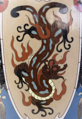 Ваза интерьерная "Дракон". Металл, эмаль клуазоне, ручная работа. Высота 30 см. Япония, начало ХХ века
