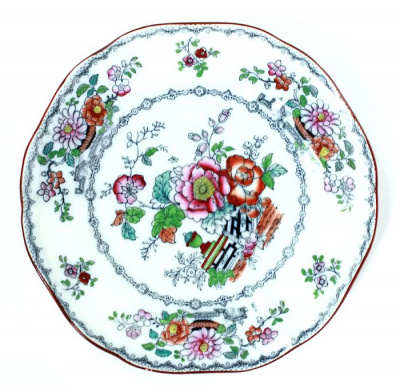 Тарелка для пирожных и кексов "Цветочное изобилие", фарфор, деколь, ручная роспись. Ashworth, Англия, викторианская эпоха, около 1885 года