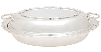 Блюдо глубокое для горячего. Металл, глубокое серебрение. Lee and Wigfull, Великобритания, начало XX века