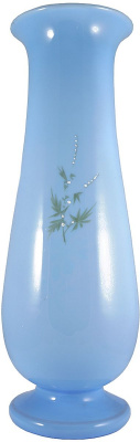 Ваза "Весенний букет" эдвардианской эпохи. Бристольское стекло, цветные эмали, ручная работа. Высота 34 см. Бристоль (Bristol), Великобритания, начало ХХ века