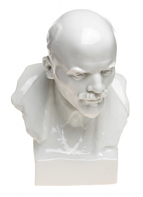 Бюст В. И. Ленина. Фарфор, глазуровка. ЛФЗ. СССР, 1930-е годы