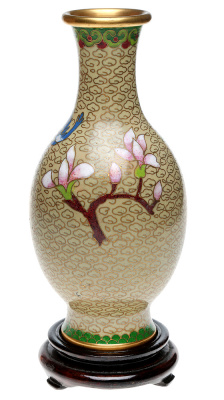 Ваза "Птица над цветком". Металл, эмаль клуазоне, золочение, дерево, ручная работа. Высота 16 см. Китай, 1930-е гг.